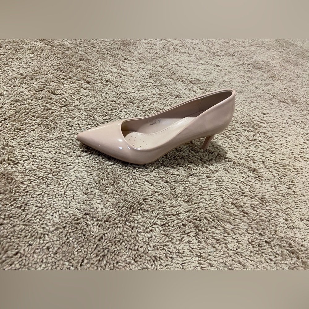 Fama pastor 345 cream/tan heels
